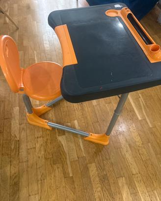 Scrivania bimbo regolabile altezza in pmastica