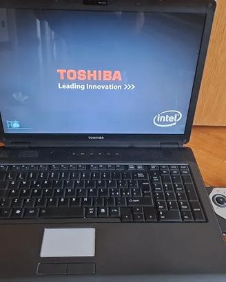 Laptop Toshiba Satellite L350-17