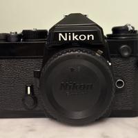 Nikon FE solo corpo