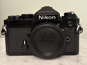 Nikon FE solo corpo