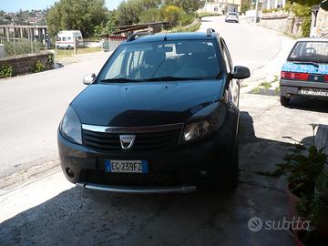 DACIA Sandero 1ª serie - 2011