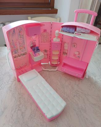 Casa di Barbie + Barbie a scelta con accessori