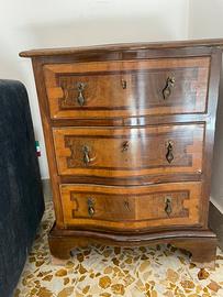 Comodini stile classico