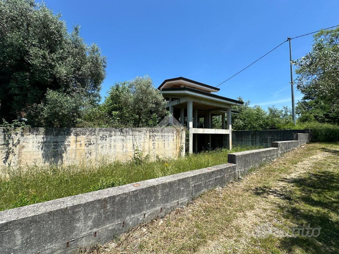 RUSTICO A VEROLI - Vista 2