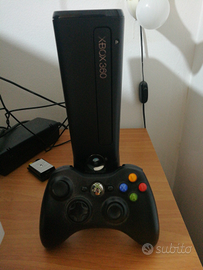 Xbox 360 slim + pes 18