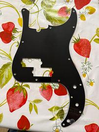 Battipenna Fender black Precision Bass