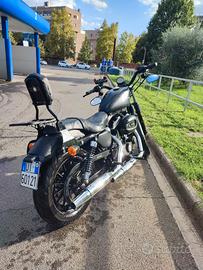 Harley-Davidson 883