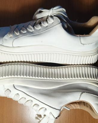 scarpes : Jil Sander Low Basket blanches. 