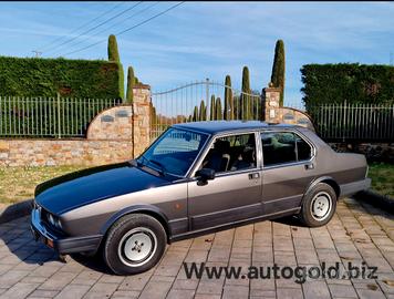 Alfa Romeo Alfetta 2.0i Quadrifoglio Oro
