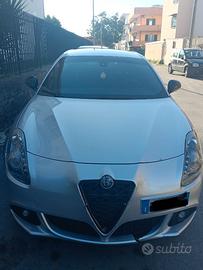 Giulietta 2000 140 cv cambio anche con scooter