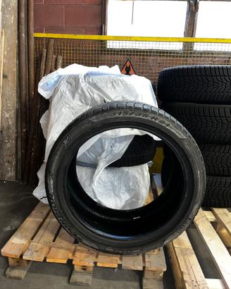 Gomme Pirelli Invernali Runflat 315/35 R 21