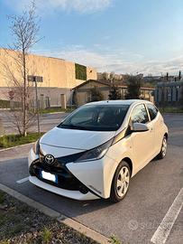Toyota Aygo 1.0 VVT-i 69 cv SP x-play (51kw)