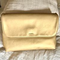 Pochette in pelle vera color oro Max&Co
