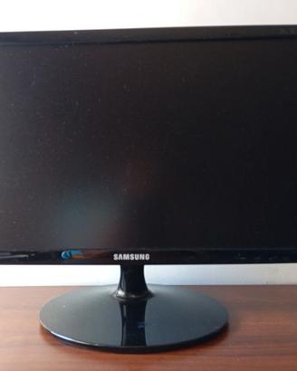 Monitor Samsung SyncMaster BX2231 e altro