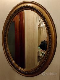 specchi antichi da parete con cornici dorate