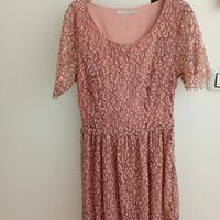 elegante abito in pizzo rosa 