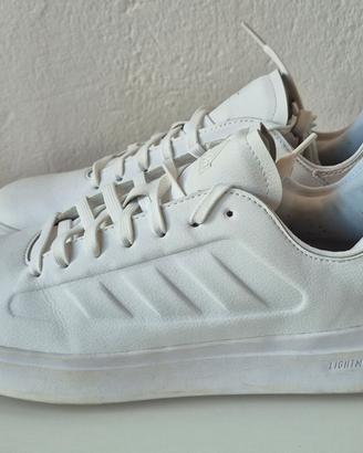 sneaker Adidas in pelle bianca 