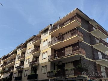 2 LOCALI A CASERTA