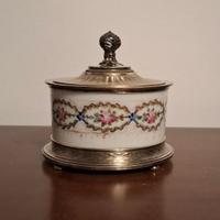 Antico vasetto porta bonbon