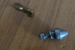 Piolo fermo sella -forchetta candela