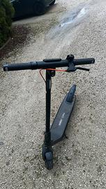 Monopattino elettrico Ninebot E2PRO