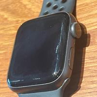 Apple Watch Nike series 5 (40mm)