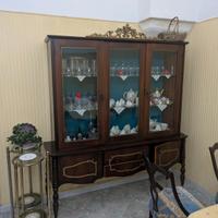 Sala da pranzo completa stile vintage marmo