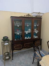 Sala da pranzo completa stile vintage marmo