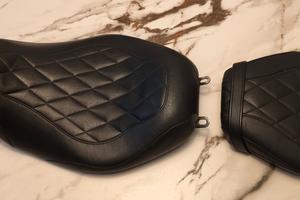 Harley sella Mustang dual seat