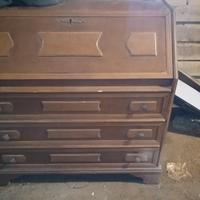 Ribalta / scrittoio vintage in legno con cassetti