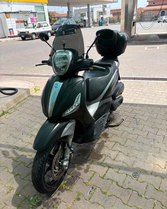 Beverly 350 Sport Touring