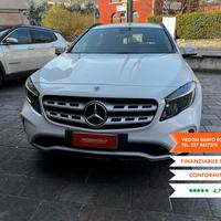 MERCEDES GLA (X156) GLA 200 d Automati...