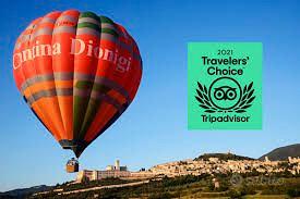 Esperienza di volo in mongolfiera di coppia