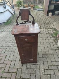 comodino d'epoca altri tempi