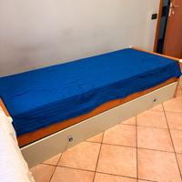 Letto singolo con letto estraibile