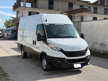 Daily 35s14 furgone p medio 2023 km 18mila