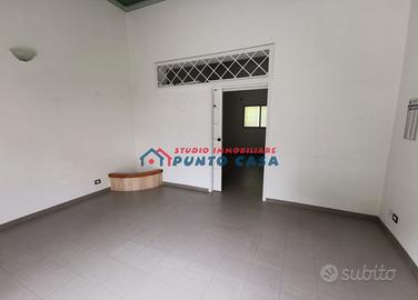 Via Firenze, locale comm.le di mq 45 ca, 2 vani