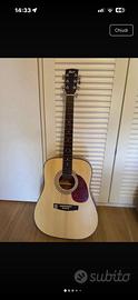 Chitarra acustica cort