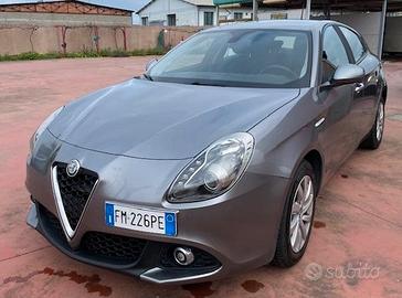 Alfa Romeo Giulietta  Super 1.6 JTDm 120 CV
