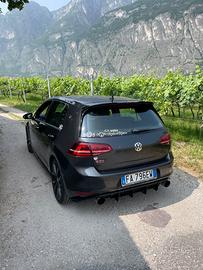 VOLKSWAGEN Golf 7ª serie - 2015