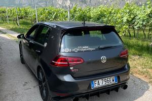 VOLKSWAGEN Golf 7ª serie - 2015