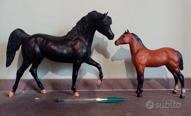 Modelli di cavalli della "Breyer Animal Creations"