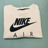 T-shirt corta Nike Oversize