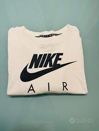 T-shirt corta Nike Oversize