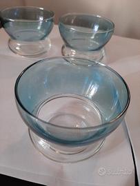 BICCHIERI IN VETRO AZZURRO 