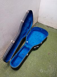 custodia rigida per chitarra