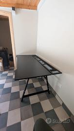 Scrivania IKEA UTESPELARE + Sedia IKE