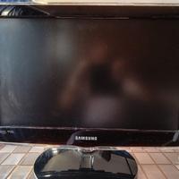 Samsung 22" HD TV LCD a schermo piatto