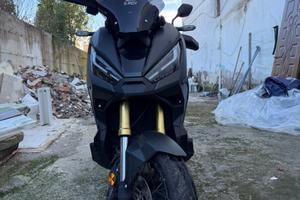 Xadv 750