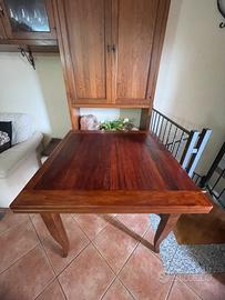 Tavolo in legno